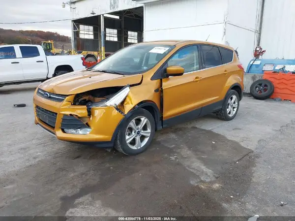 1FMCU9GX1GUB68902 2016 FORD ESCAPE - Image 2