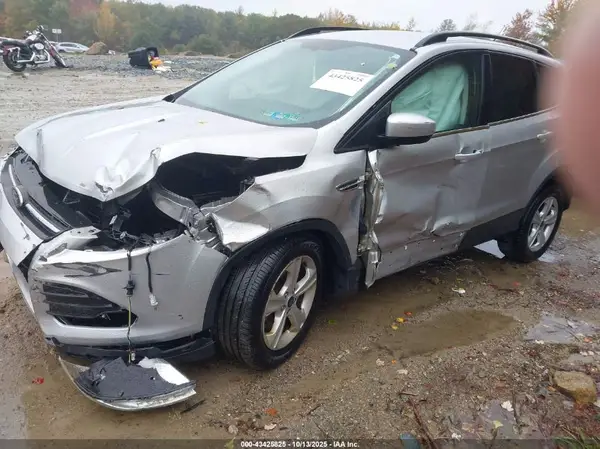 1FMCU9GX1GUB78300 2016 FORD ESCAPE - Image 2