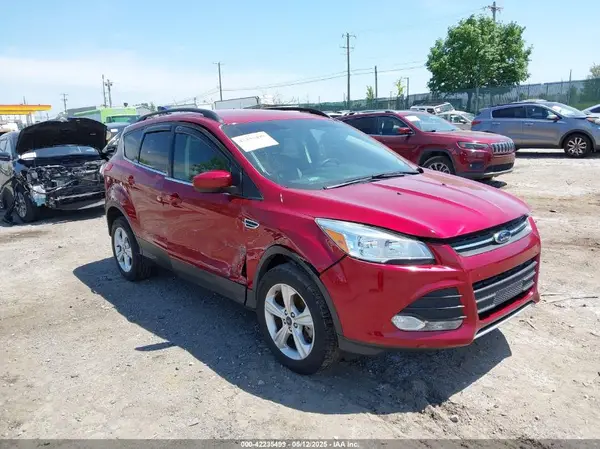 1FMCU9GX1GUC04815 2016 FORD ESCAPE - Image 1