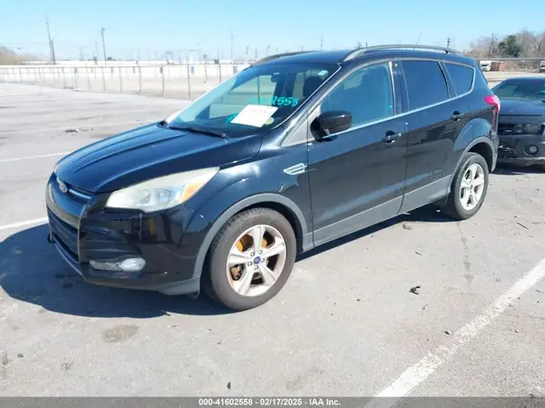1FMCU9GX1GUC07679 2016 FORD ESCAPE - Image 2