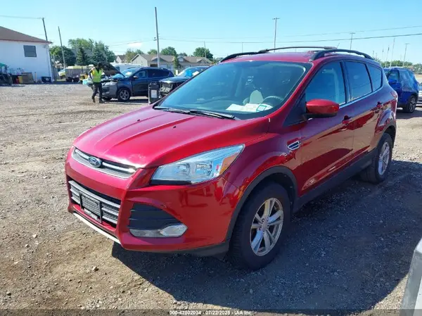 1FMCU9GX1GUC33165 2016 FORD ESCAPE - Image 2