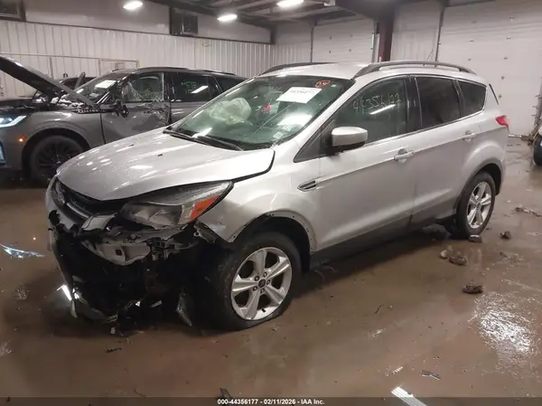 1FMCU9GX1GUC67624 2016 FORD ESCAPE - Image 2
