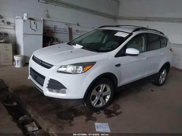 1FMCU9GX2GU301913 2016 FORD ESCAPE - Image 2