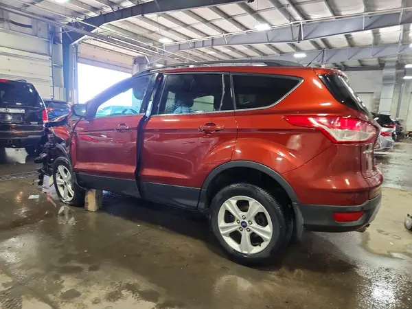 1FMCU9GX2GUA67769 2016 FORD ESCAPE - Image 2