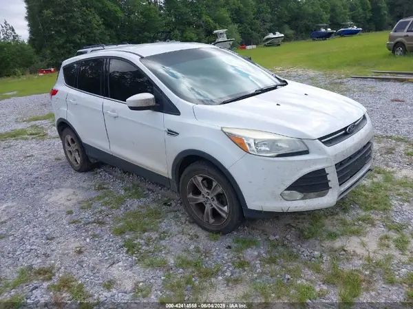1FMCU9GX2GUA68906 2016 FORD ESCAPE - Image 1
