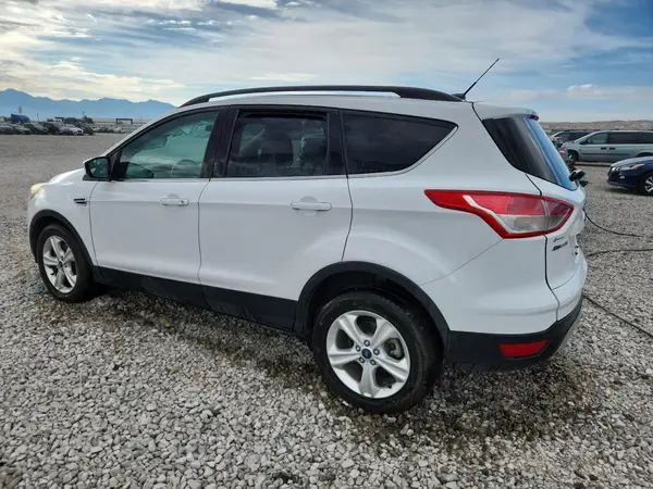 1FMCU9GX2GUA98617 2016 FORD ESCAPE - Image 2