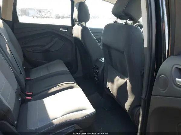 1FMCU9GX2GUB05033 2016 FORD ESCAPE - Image 8