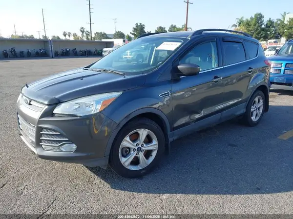 1FMCU9GX2GUB86762 2016 FORD ESCAPE - Image 2