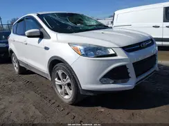 1FMCU9GX2GUC18495 2016 FORD ESCAPE