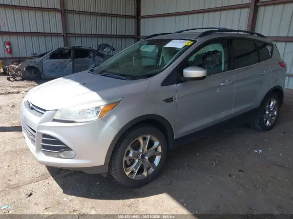 1FMCU9GX2GUC26760 2016 FORD ESCAPE - Image 2