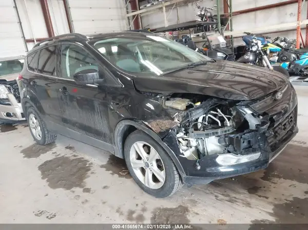 1FMCU9GX2GUC69673 2016 FORD ESCAPE - Image 1