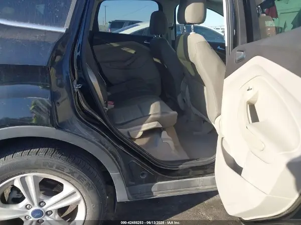 1FMCU9GX3GUA13848 2016 FORD ESCAPE - Image 8