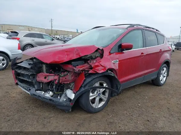 1FMCU9GX3GUA33677 2016 FORD ESCAPE - Image 2