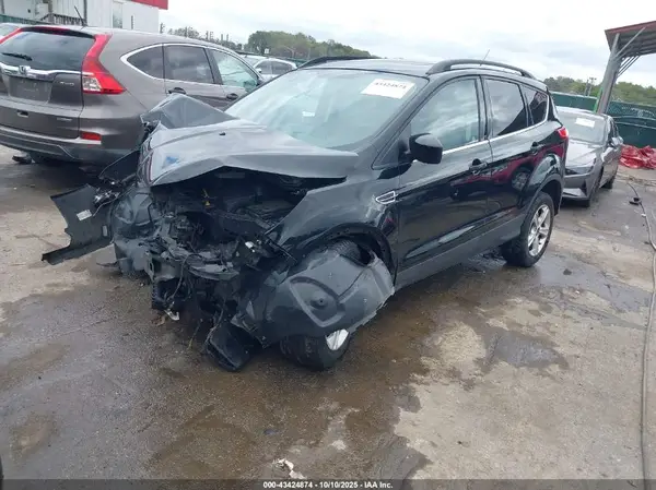 1FMCU9GX3GUA50768 2016 FORD ESCAPE - Image 2