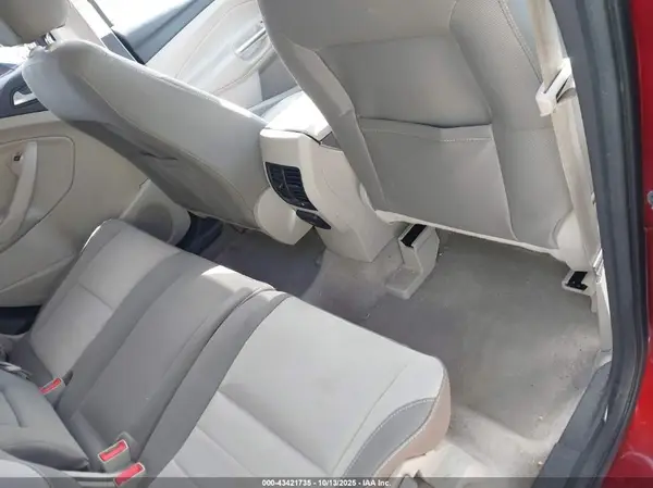 1FMCU9GX3GUB08975 2016 FORD ESCAPE - Image 8