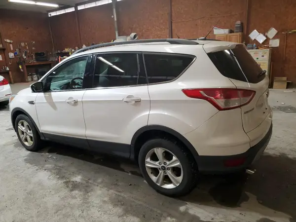 1FMCU9GX3GUB19149 2016 FORD ESCAPE - Image 2