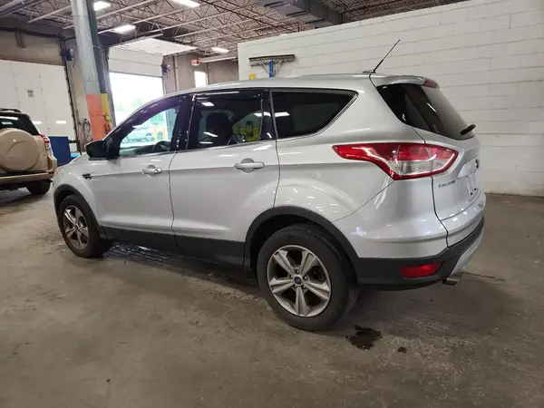 1FMCU9GX3GUB23945 2016 FORD ESCAPE - Image 2