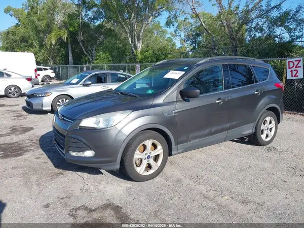 1FMCU9GX3GUB78749 2016 FORD ESCAPE - Image 2