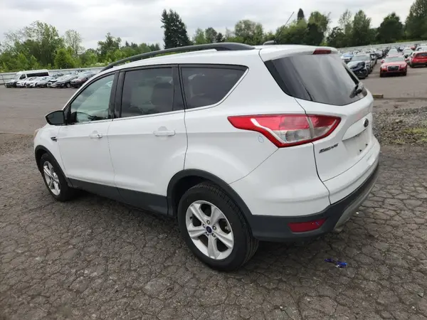 1FMCU9GX3GUC29683 2016 FORD ESCAPE - Image 2
