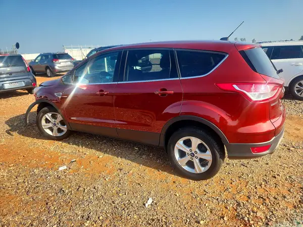 1FMCU9GX3GUC84926 2016 FORD ESCAPE - Image 2