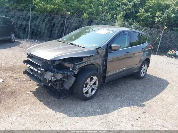 1FMCU9GX4GUA48821 2016 FORD ESCAPE - Image 2