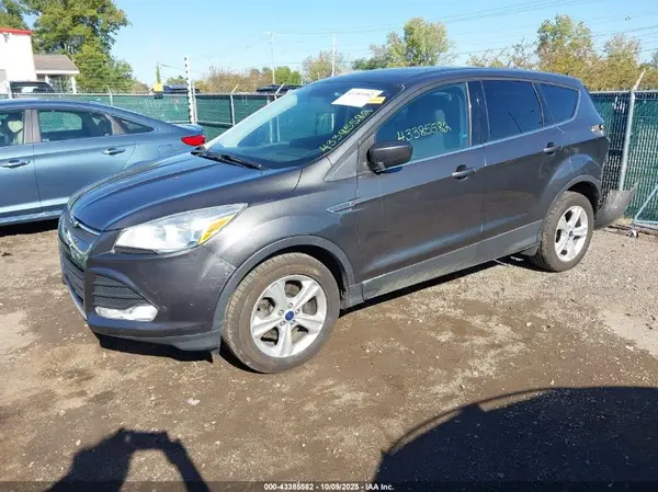 1FMCU9GX4GUA74139 2016 FORD ESCAPE - Image 2