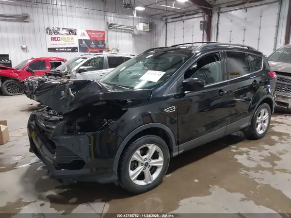 1FMCU9GX4GUA79566 2016 FORD ESCAPE - Image 2