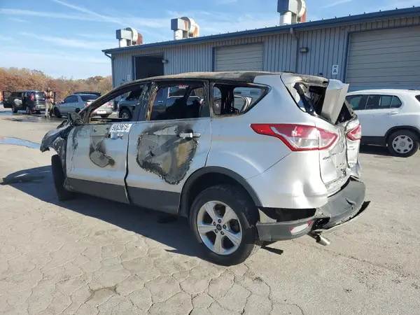 1FMCU9GX4GUA89952 2016 FORD ESCAPE - Image 2
