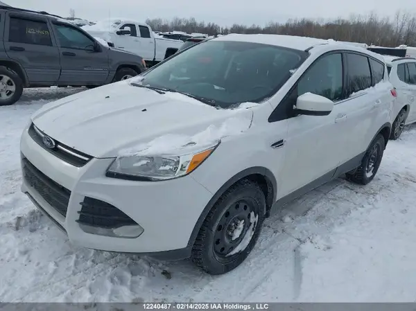 1FMCU9GX4GUB48952 2016 FORD ESCAPE - Image 2
