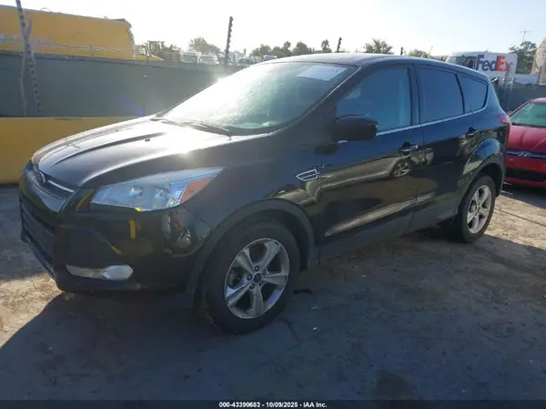 1FMCU9GX4GUB61281 2016 FORD ESCAPE - Image 2