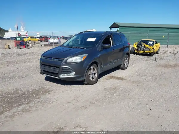 1FMCU9GX4GUC07742 2016 FORD ESCAPE - Image 2