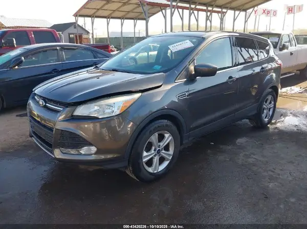 1FMCU9GX4GUC20913 2016 FORD ESCAPE - Image 2