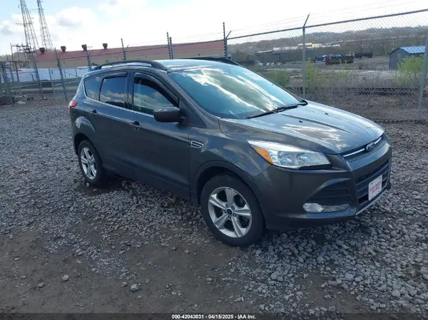 1FMCU9GX5GUA06660 2016 FORD ESCAPE - Image 1