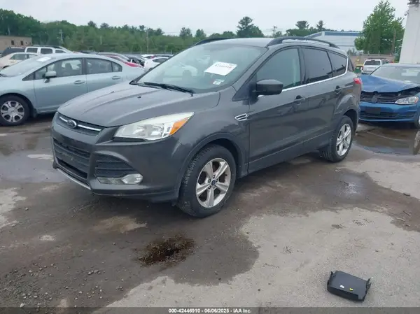 1FMCU9GX5GUA35091 2016 FORD ESCAPE - Image 2
