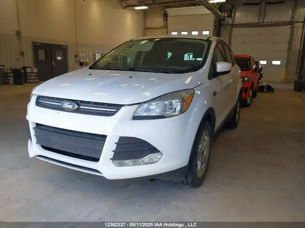 1FMCU9GX5GUB63637 2016 FORD ESCAPE - Image 2