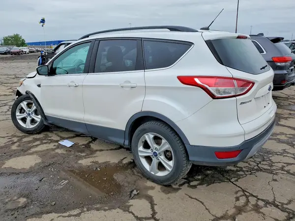 1FMCU9GX5GUB69650 2016 FORD ESCAPE - Image 2