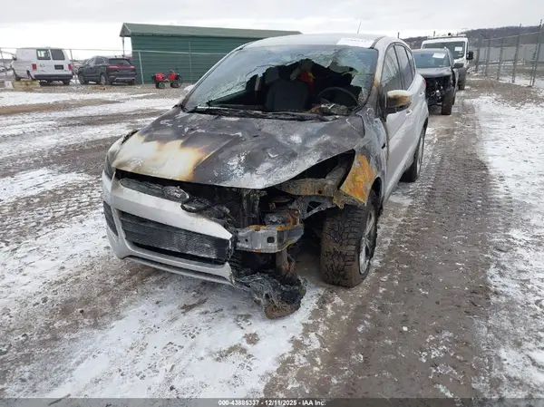 1FMCU9GX5GUB93088 2016 FORD ESCAPE - Image 2