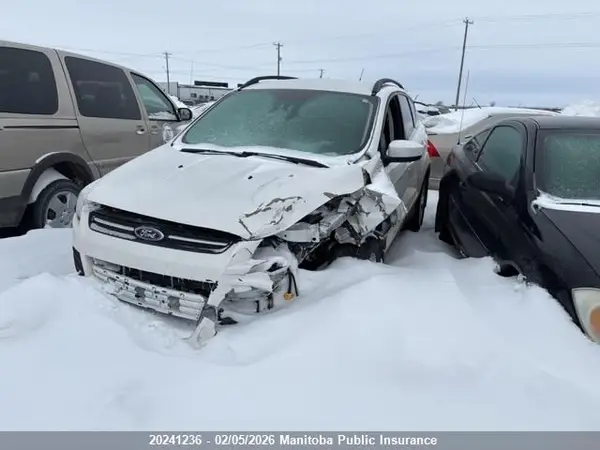 1FMCU9GX5GUC31239 2016 FORD ESCAPE - Image 2