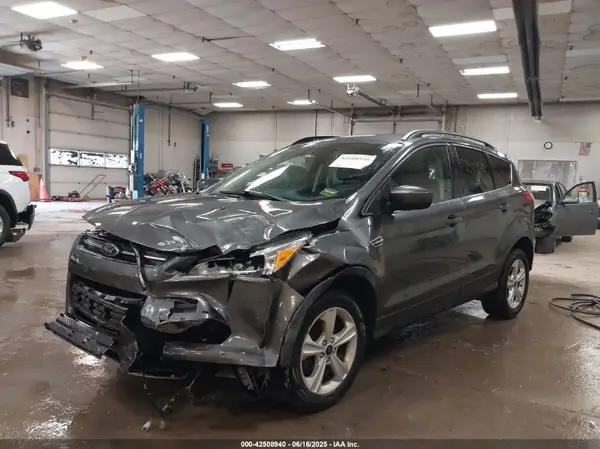 1FMCU9GX5GUC32391 2016 FORD ESCAPE - Image 2