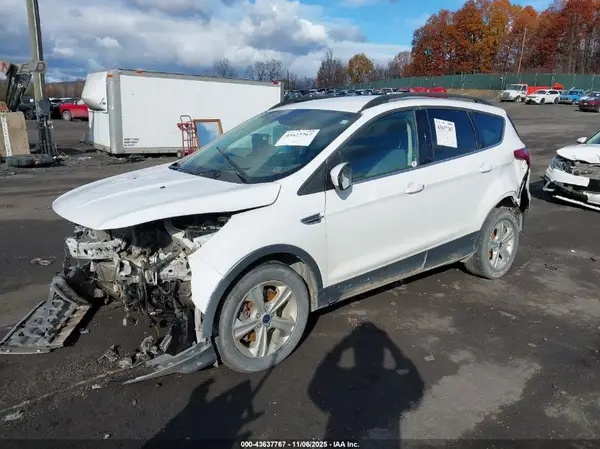 1FMCU9GX5GUC32620 2016 FORD ESCAPE - Image 2