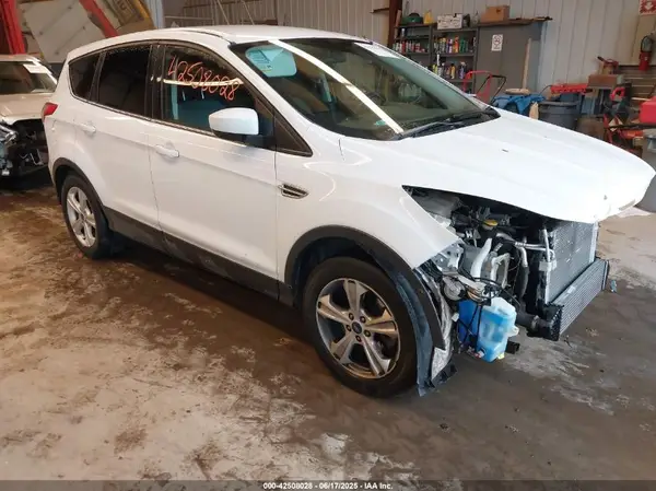 1FMCU9GX5GUC44900 2016 FORD ESCAPE - Image 1