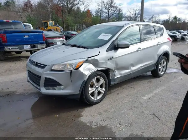 1FMCU9GX5GUC84121 2016 FORD ESCAPE - Image 2