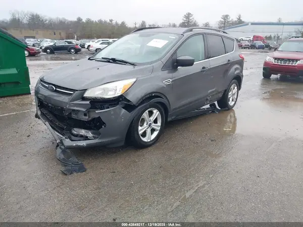 1FMCU9GX6GUA58119 2016 FORD ESCAPE - Image 2