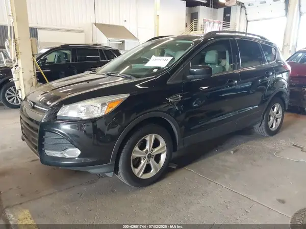1FMCU9GX6GUB08470 2016 FORD ESCAPE - Image 2