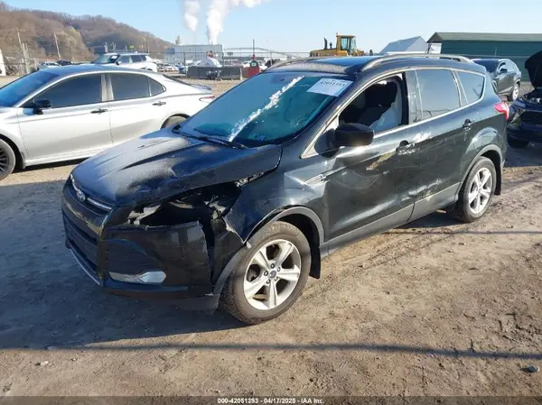 1FMCU9GX6GUB13846 2016 FORD ESCAPE - Image 2