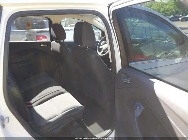 1FMCU9GX6GUB90541 2016 FORD ESCAPE - Image 8