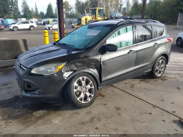 1FMCU9GX6GUC10058 2016 FORD ESCAPE - Image 2