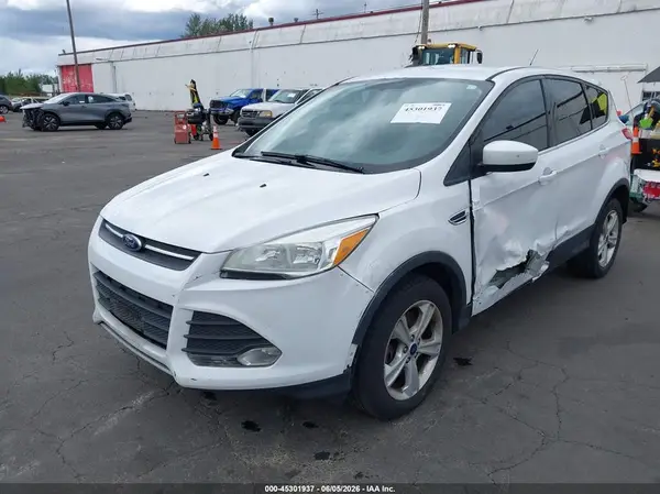 1FMCU9GX6GUC30486 2016 FORD ESCAPE - Image 2