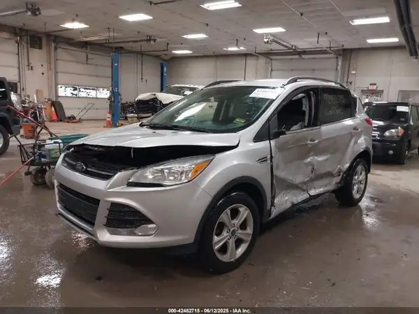 1FMCU9GX6GUC71104 2016 FORD ESCAPE - Image 2