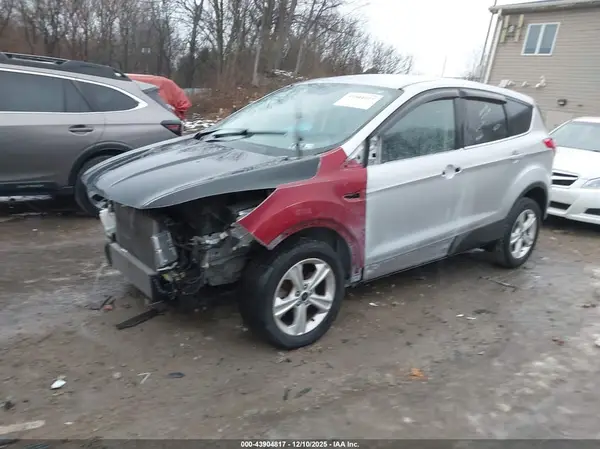 1FMCU9GX6GUC75640 2016 FORD ESCAPE - Image 2